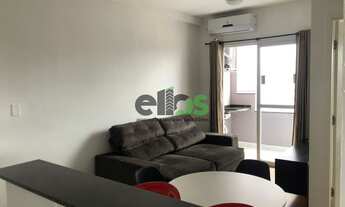 Imagem 2: Apartamento MOBILIADO COMPLETO com 02 dormitórios, 01 suíte, e varanda gourmet, 57m² para