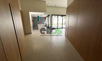 Imagem 7: Casa térrea de esquina, alto padrão, projeto moderno, 4 suítes, cinema, piscina aquecida e