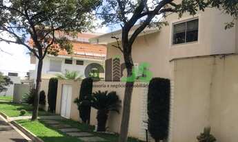 Imagem 4: Casa MODERNA DE ESQUINA C/ PLANEJADOS, 03 dormitórios, 01 suíte, piscina e churrasqueira p