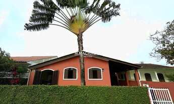 Imagem: Casa próxima ao calçadão e da praia em