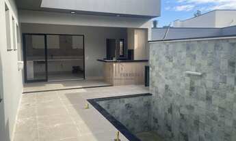 Imagem: Imóvel de alto padrão em condomínio fechado