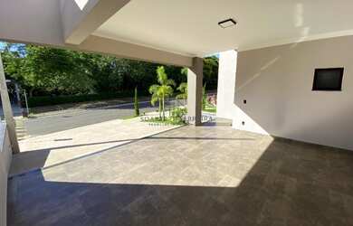 Imagem 5: Casa de Luxo à Venda em Salto-SP, Residencial Lagos Dicaraí: 3 Quartos, 3 Suítes, 2 Salas