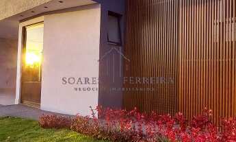 Imagem: Casa de Luxo à Venda em Condomínio Exclusivo