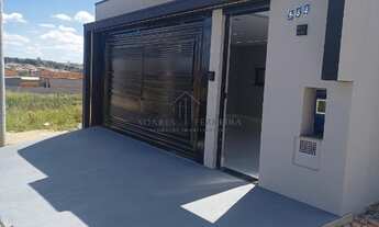 Imagem 2: Imperdível oportunidade de adquirir casa de 3 quartos com suíte e 2 vagas de garagem em In