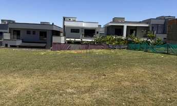 Imagem: Terreno à venda em condomínio exclusivo