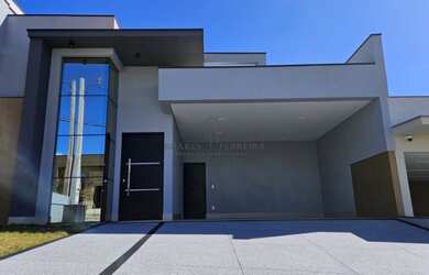 Imagem: Casa de alto padrão em condomínio à venda