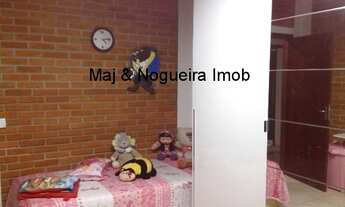 Imagem 7: Linda chácara no condomínio New Parque Tênis, com estilo colonial