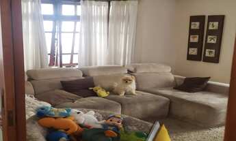 Imagem 2: Excelente casa localizada no condomínio Santa Teresa, com 5 dormitórios