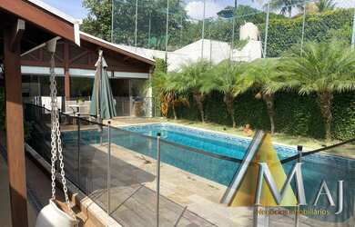 Imagem 4: Linda casa condomínio fechado de 4 dormitórios, sendo 2 suítes, 5 banheiros, 8 vagas de ga