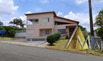 Imagem 2: Excelente casa com 3 dormitórios, sendo 1 suíte, 4 vagas de garagem em condomínio Itupeva