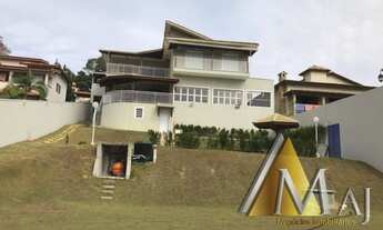 Imagem 7: Linda casa com 5 Dormitórios, sendo 4 suítes, 7 vagas de garagem, sala de jantar, sala de