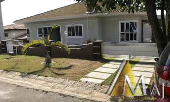 Imagem 3: Linda casa com 5 Dormitórios, sendo 4 suítes, 7 vagas de garagem, sala de jantar, sala de