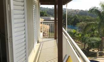 Imagem 4: Linda casa com 5 Dormitórios, sendo 4 suítes, 7 vagas de garagem, sala de jantar, sala de