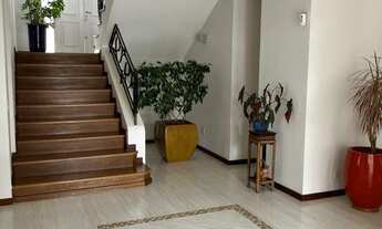 Imagem 6: CASA COM 596 M² DE ÁREA CONSTRUÍDA E 5 DORMITÓRIOS NO CONDOMÍNIO TEREZA CRISTINA NO MEDEIR