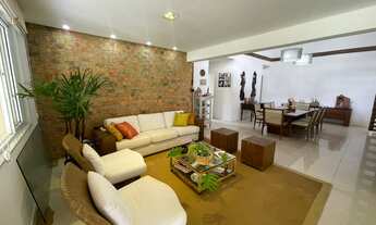 Imagem: Jardim Piatã - Casa com 480m² - 4/4 com