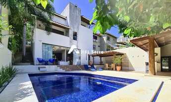 Imagem 2: Candeal - Triplex - Decorado - 4 quartos - 3 suítes - Master c/ closets - Jacuzzi - Armári