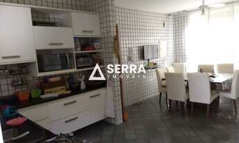 Imagem 7: Jaguaribe | Casa Duplex 5/4 com 2 Suítes | 420 m² | Energia Solar | Próximo à Praia