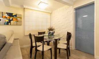 Imagem: Casa à venda em Pinhais-PR, bairro Emiliano