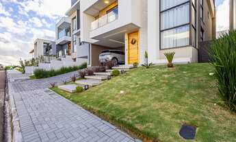 Imagem 2: Casa em condomínio à venda em , bairro Lamenha Pequena 3 quartos, 3 suítes, 3 salas, 4 ba