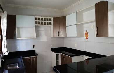 Imagem 4: Casa em Condomínio de Alto Padrão com 3 Quartos e 2 Vagas de Garagem em Jardim Cidade Univ