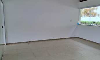 Imagem 5: Maravilhosa Casa de Alto Padrão no Condomínio Busca Vida ? 5 Quartos, Piscina e Campo de F