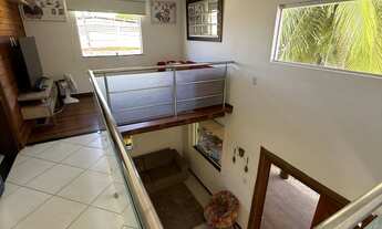 Imagem 2: Casa Imponente com Pé Direito Duplo e Espaço Gourmet 4/4 | 2 Suítes | 300m²