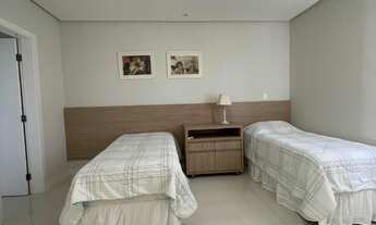 Imagem 6: Casa, 5/4, Alto Padrão - Busca Vida - Mobiliada