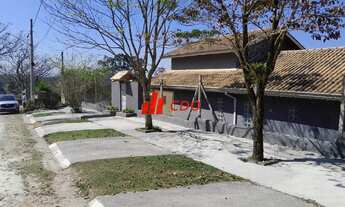 Imagem 2: Imponente casa em condomínio à venda em Cotia-SP, Parque Rizzo: 3 quartos, 1 suíte, 3 sala