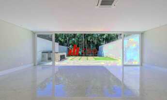 Imagem 2: Condomínio Hipica Garden lindo sobrado com 4 suítes 1 Master, 4 salas, 5 banheiros, útil d