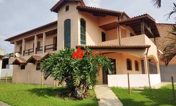 Imagem 2: Sobrado a venda no condomínio Baronesa, com 5 dormitórios sendo 2 suítes, sala para 3 ambi