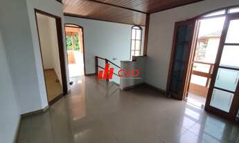 Imagem 5: Sobrado a venda no condomínio Baronesa, com 5 dormitórios sendo 2 suítes, sala para 3 ambi