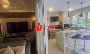 Imagem 3: Linda Casa reformada em condomínio horto do Ype, 4 dormitórios sendo 1 suíte Master,3 sala