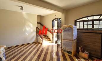 Imagem 7: Embú Guaçú - Sobrado com 5 dormitórios, sendo 1 suíte, sala para 3 ambientes,3 banheiros,5