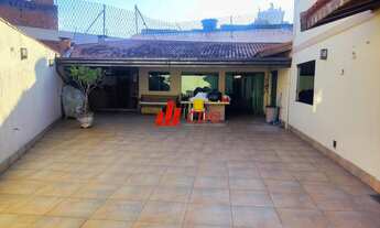 Imagem 7: Imperdível Casa de 3 Quartos no Bairro Morumbi Sul -3 dormitórios sendo 1 suíte, 3 Salas