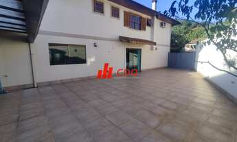 Imagem 2: Imperdível Casa de 3 Quartos no Bairro Morumbi Sul -3 dormitórios sendo 1 suíte, 3 Salas