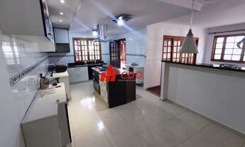 Imagem 7: Casa em Condomínio à Venda em São Paulo-SP - No Morumbi Sul 4 Quartos, sendo 3 Suítes, esc