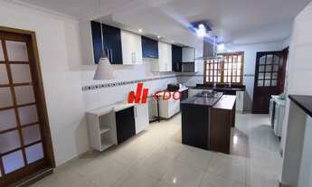 Imagem 6: Casa em Condomínio à Venda em São Paulo-SP - No Morumbi Sul 4 Quartos, sendo 3 Suítes, esc