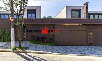 Imagem: Impecável casa de alto padrão em condomínio