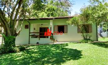 Imagem 5: Casa de luxo em condomínio: 4 quartos, 2 suítes, 3 salas, 4 banheiros, 6 vagas de garagem