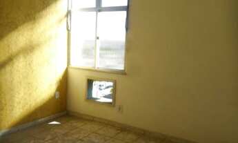 Imagem 2: Apartamento à venda - em Realengo