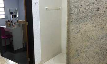 Imagem 7: 5 dormitórios, 2 suíte, 4 banheiro