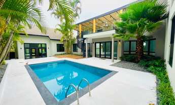 Imagem: Casa estilo americano à Venda no Condomínio