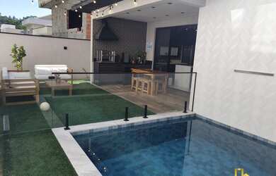 Imagem 3: Casa à Venda PORTEIRA FECHADA no Condomínio New Ville, 282m², 3 Suítes, Área Gourmet, Pisc