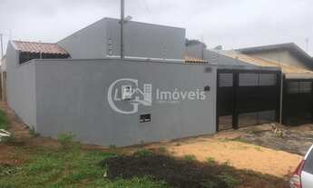 Imagem 2: Casa no Nova Lima de esquina - 02 quartos - com churrasqueira