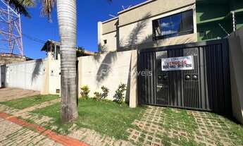 Imagem 2: Lindo sobrado com 1 suíte + 2 aptos