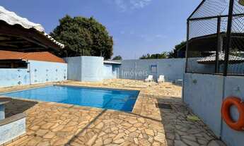 Imagem 4: Alugo Conforto e Praticidade: Apartamento com Suíte e Sacada no Condomínio Martinica