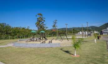 Imagem 3: Terreno em condomínio fechado a venda em Florianópolis SC