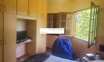 Imagem 6: Linda casa com jardim, piscina, sauna e suíte