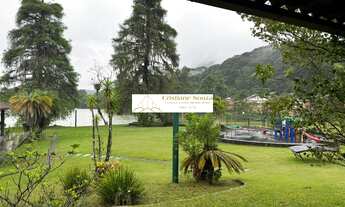 Imagem: Casa de luxo em condomínio à venda em