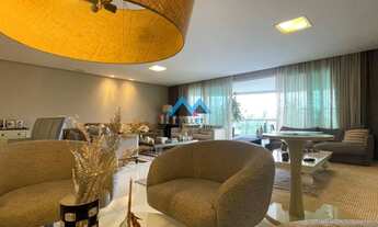 Imagem 2: Excelente apartamento de luxo, 390,76 m², com 4 suítes, todo reformado à venda na Barra da